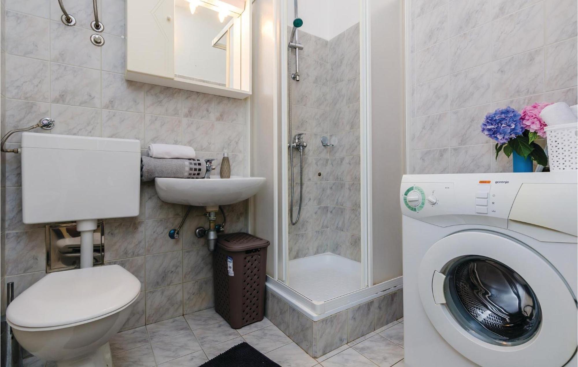 Pet Friendly In Bosanka With Kitchen * Dubrovnik